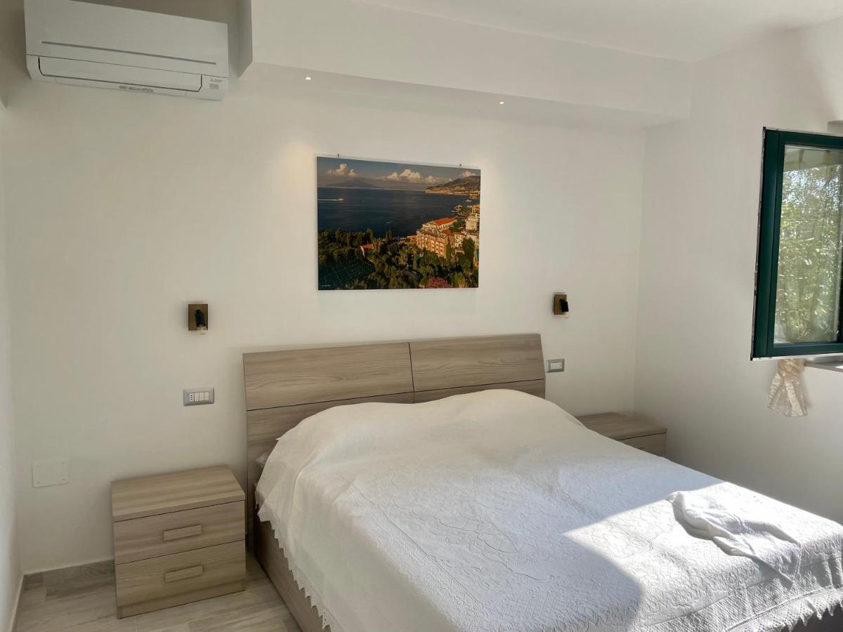 Sorrento Realty Holidays - The Smile Of The Sun Exteriör bild